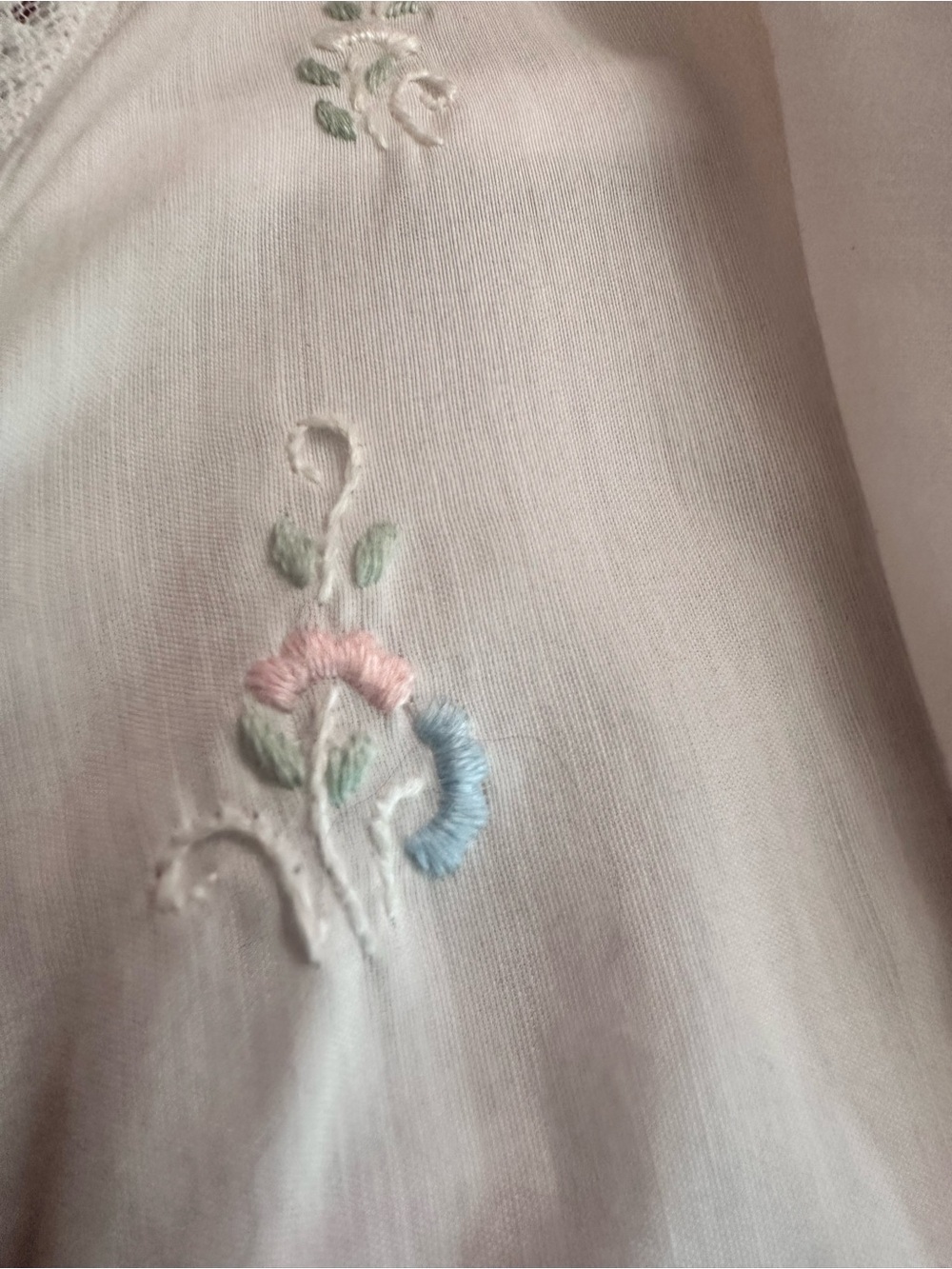 Barbizon Embroidered with Pinch Pleated Soft Pink Lace-Trim Nightgown - Picture 14 of 15